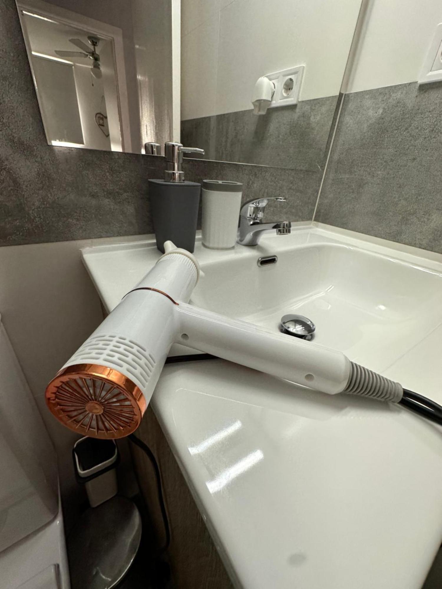 Experiencia Inolvidable Nuestro Apartamento Unico Apartment Madrid Luaran gambar